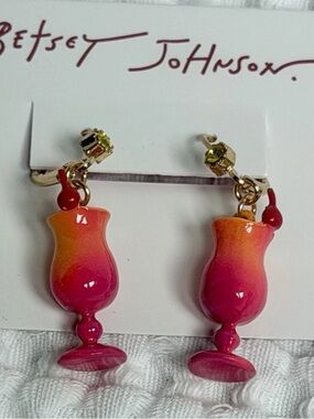 Betsey Johnson earrings feature a vibrant ombre cocktail glass design NWT